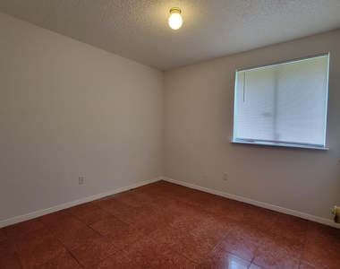 11651 Woodbuck Trail - Photo Thumbnail 3