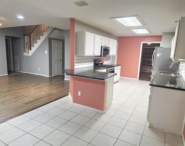 506 Birch Hill Drive - Photo Thumbnail 43