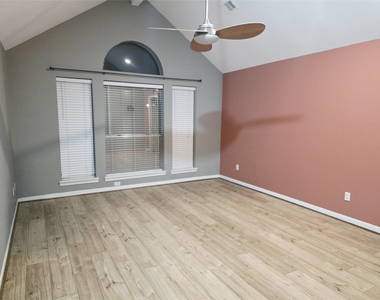 506 Birch Hill Drive - Photo Thumbnail 22
