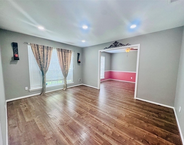 506 Birch Hill Drive - Photo Thumbnail 3
