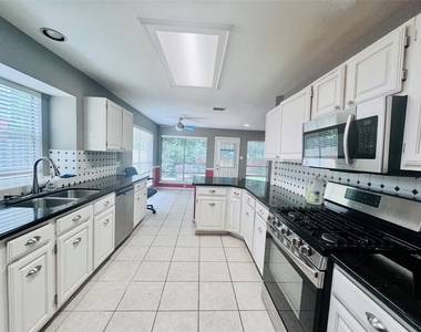 506 Birch Hill Drive - Photo Thumbnail 6