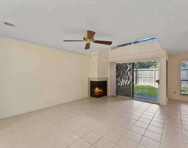 3317 Golden Trails Drive - Photo Thumbnail 8