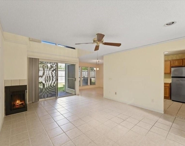 3317 Golden Trails Drive - Photo Thumbnail 3