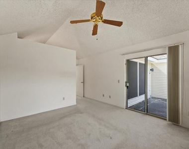 3317 Golden Trails Drive - Photo Thumbnail 15