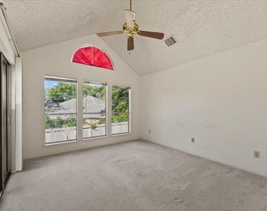3317 Golden Trails Drive - Photo Thumbnail 14