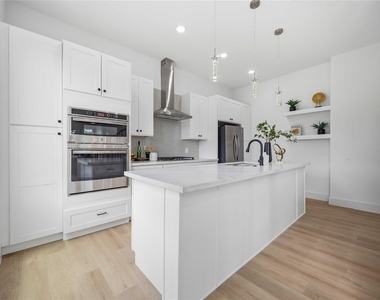 3103 Lelia Street - Photo Thumbnail 10
