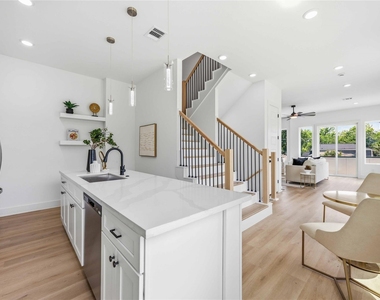 3103 Lelia Street - Photo Thumbnail 12