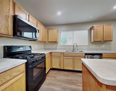 8102 Sweetstone Bluff Lane - Photo Thumbnail 1