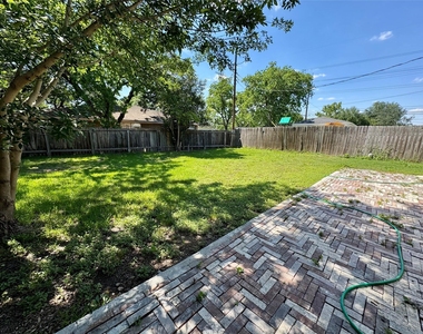 5218 Willowbend Boulevard - Photo Thumbnail 23