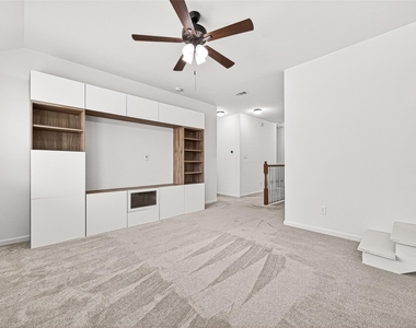 138 S Sawbridge Circle - Photo Thumbnail 23
