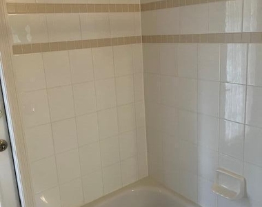 742 Bantry Court - Photo Thumbnail 15