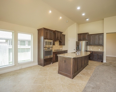 1215 Watercrest Park Lane - Photo Thumbnail 5