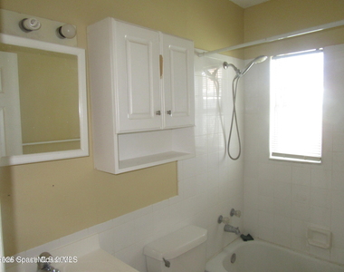 415 Harrison Avenue - Photo Thumbnail 16
