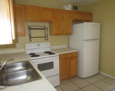 415 Harrison Avenue - Photo Thumbnail 18