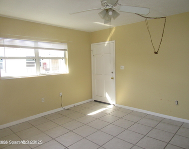 415 Harrison Avenue - Photo Thumbnail 10
