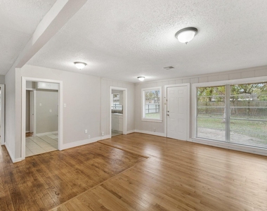 8018 Sharondale Drive - Photo Thumbnail 2