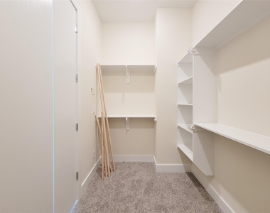 5931 Beall Street - Photo Thumbnail 26