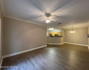 6411 Borasco Drive - Photo Thumbnail 5