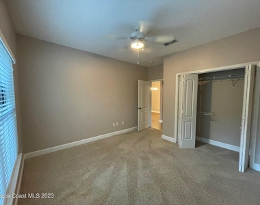 6411 Borasco Drive - Photo Thumbnail 15
