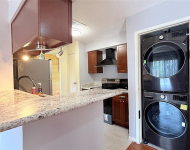 2120 El Paseo Street - Photo Thumbnail 6