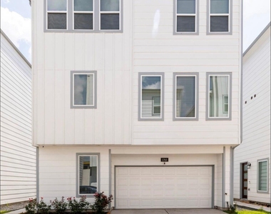 1740 Cove Crescent Court - Photo Thumbnail 18