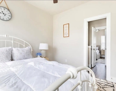 1740 Cove Crescent Court - Photo Thumbnail 36