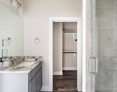 1740 Cove Crescent Court - Photo Thumbnail 33