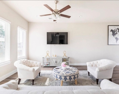 1740 Cove Crescent Court - Photo Thumbnail 32