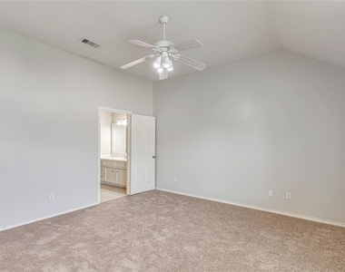 706 Woodport Lane - Photo Thumbnail 19