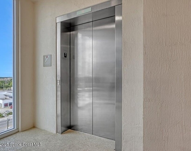 1435 S Harbor City Boulevard - Photo Thumbnail 4