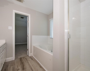 21526 Gannet Peak Way - Photo Thumbnail 13