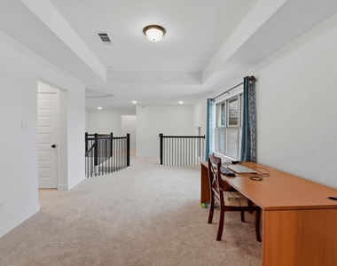 6518 Poplar Meadow Lane - Photo Thumbnail 21