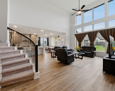 6518 Poplar Meadow Lane - Photo Thumbnail 3