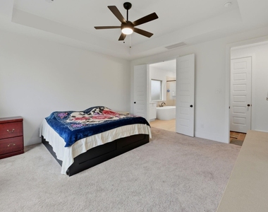 6518 Poplar Meadow Lane - Photo Thumbnail 14