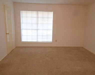 19806 Rustlewood Drive - Photo Thumbnail 15
