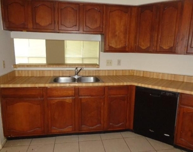 19806 Rustlewood Drive - Photo Thumbnail 6