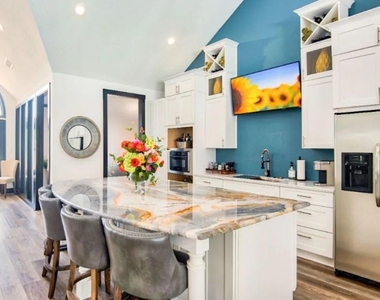 11220 West Road - Photo Thumbnail 11