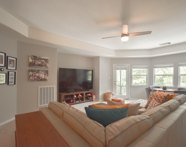 7 E Shale Creek Circle - Photo Thumbnail 10