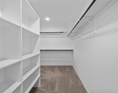 5210 Adria Hills Circle - Photo Thumbnail 20