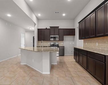 5210 Adria Hills Circle - Photo Thumbnail 6
