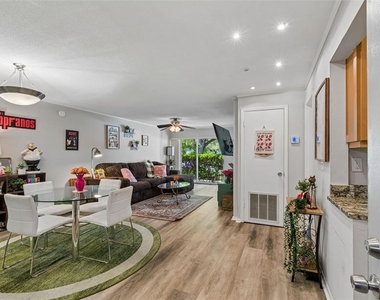 3325 Bayshore Boulevard - Photo Thumbnail 1