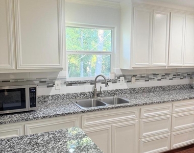 304 Jill Street - Photo Thumbnail 1