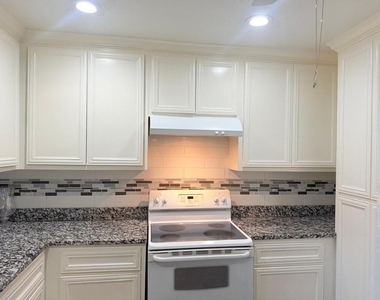304 Jill Street - Photo Thumbnail 5