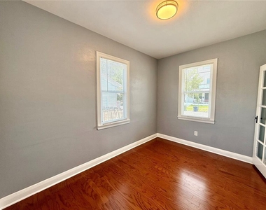 2323 W North B Street - Photo Thumbnail 11