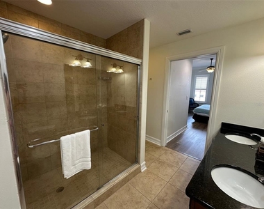 13941 Clubhouse Dr - Photo Thumbnail 13