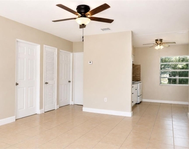 821 14th Avenue Nw - Photo Thumbnail 4