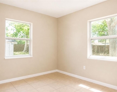 821 14th Avenue Nw - Photo Thumbnail 12