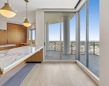 1209 E Cumberland Avenue - Photo Thumbnail 54