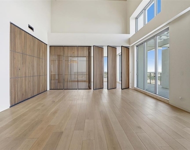 1209 E Cumberland Avenue - Photo Thumbnail 14