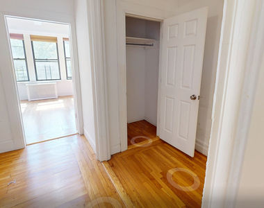 West 77th Street - Photo Thumbnail 2